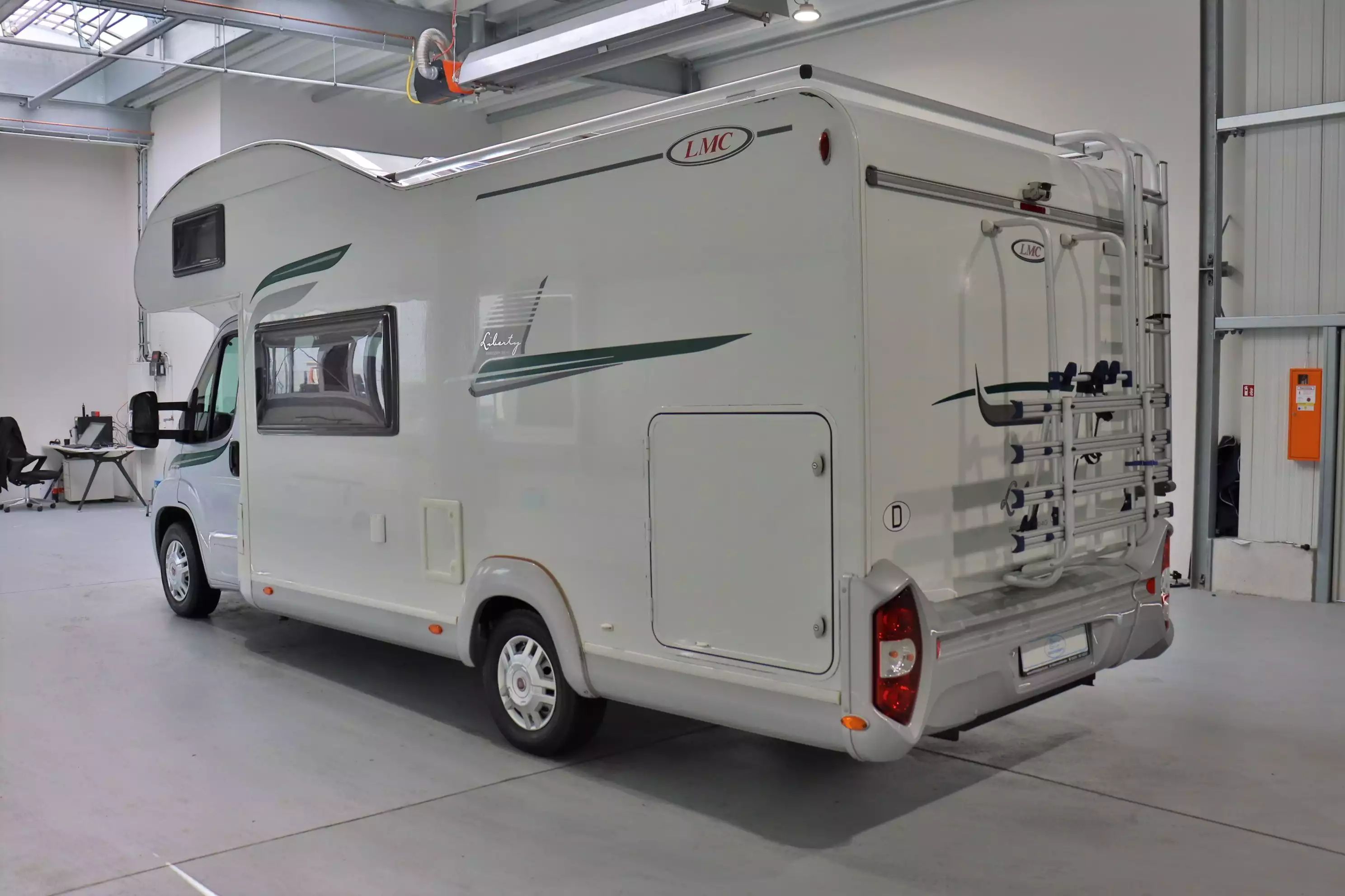 LMC Breezer 694 G 